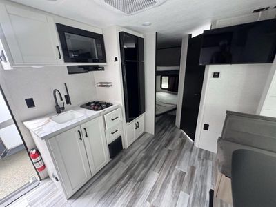 2026 Jayco Jay Flight SLX - Photo 10
