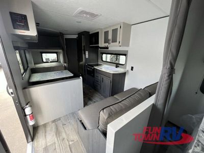 2025 Dutchmen RV Aspen Trail LE - Photo 14