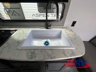 2025 Dutchmen RV Aspen Trail LE - Photo 16