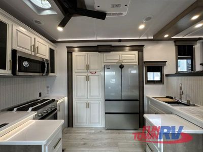 2026 Keystone RV Montana - Photo 15