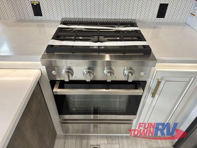 2026 Keystone RV Montana - Photo 17