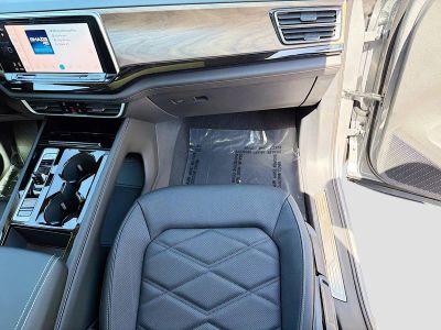 2026 Volkswagen Atlas — photo 18 view