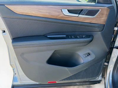 2026 Volkswagen Atlas — photo 23 view