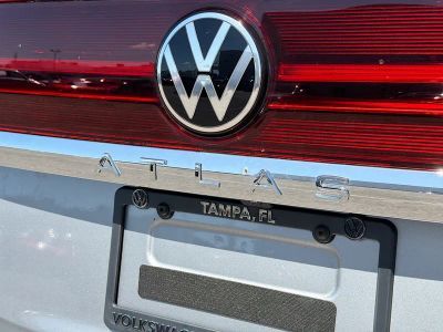 2026 Volkswagen Atlas — photo 11 view