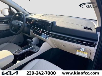 2026 Kia Sportage — photo 14 view