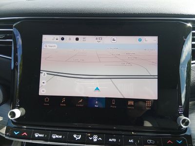 2024 Jeep Wagoneer L - Photo 18