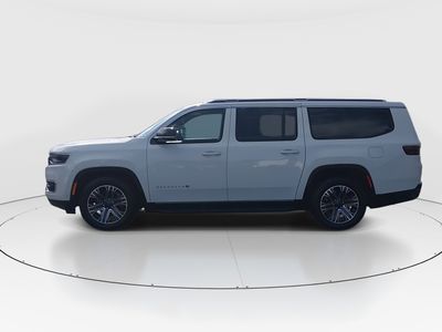 2024 Jeep Wagoneer L - Photo 4