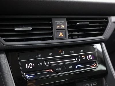 2025 Volkswagen Jetta - Photo 16