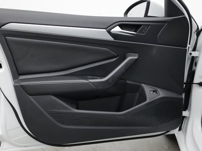 2025 Volkswagen Jetta - Photo 11
