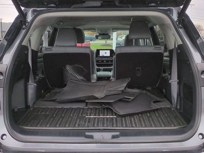 2023 Toyota Highlander - Photo 18