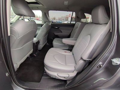 2023 Toyota Highlander - Photo 16