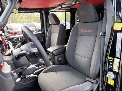 2021 Jeep Wrangler — photo 11 view