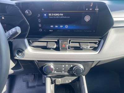 2026 Chevrolet Trailblazer — photo 11 view