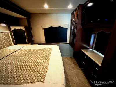 2017 Holiday Rambler Vacationer - Photo 16