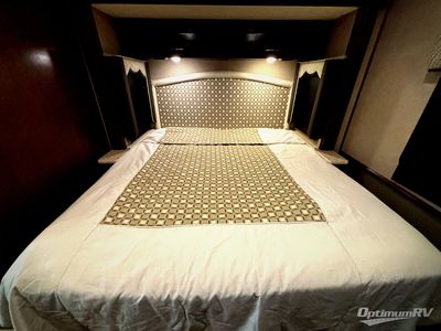 2017 Holiday Rambler Vacationer - Photo 17