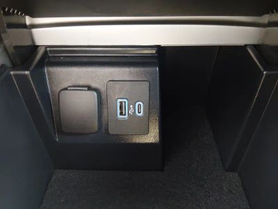 2022 Ford Explorer — photo 19 view
