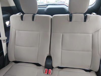 2022 Ford Explorer — photo 17 view