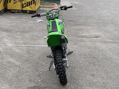 2026 Kawasaki KLX140R — engine compartment view