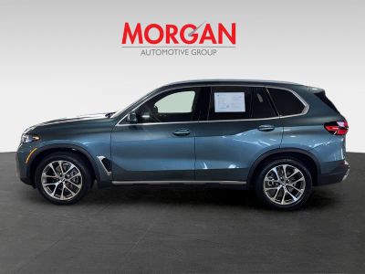 2024 BMW X5 — detail view