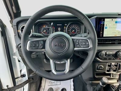 2026 Jeep Wrangler — photo 11 view