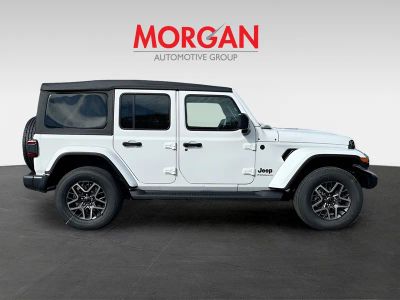 2026 Jeep Wrangler — photo 8 view