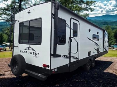 2024 East to West Alta - Photo 2