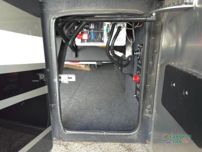 2019 Tiffin Motorhomes Allegro Breeze — photo 12 view
