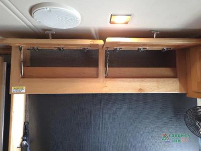 2019 Tiffin Motorhomes Allegro Breeze — photo 40 view