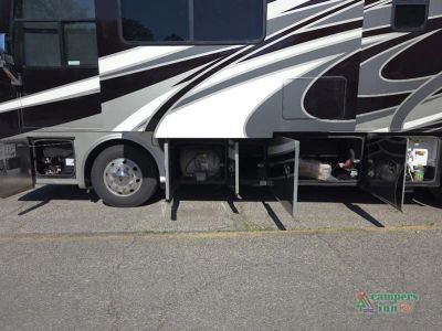 2019 Tiffin Motorhomes Allegro Breeze — photo 16 view