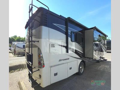 2019 Tiffin Motorhomes Allegro Breeze — engine compartment view
