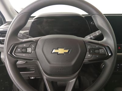2025 Chevrolet Trailblazer — photo 12 view