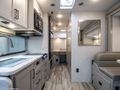 2026 Thor Motor Coach Four Winds - Photo 11