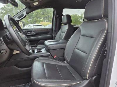 2023 Chevrolet Suburban - Photo 14