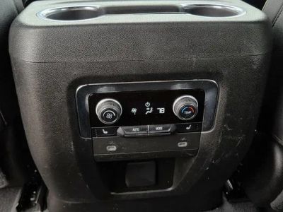 2023 Chevrolet Suburban - Photo 21