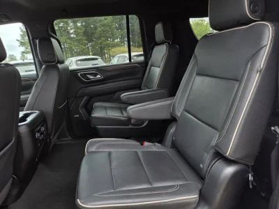 2023 Chevrolet Suburban - Photo 19