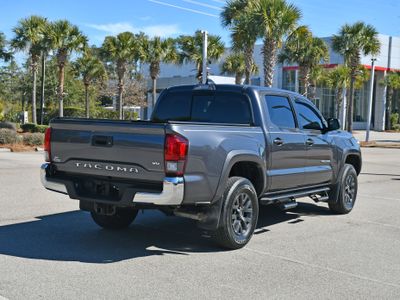 2023 Toyota Tacoma - Photo 2