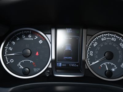 2023 Toyota Tacoma - Photo 12
