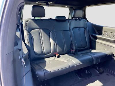 2026 Jeep Grand Wagoneer — photo 29 view