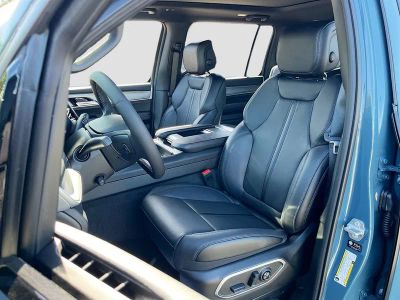 2026 Jeep Grand Wagoneer — photo 22 view