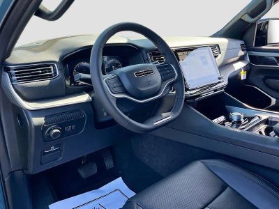 2026 Jeep Grand Wagoneer — photo 9 view