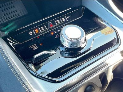 2026 Jeep Grand Wagoneer — photo 17 view