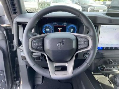 2026 Ford Bronco — photo 13 view