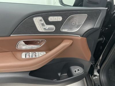 2026 Mercedes-Benz GLE - Photo 11
