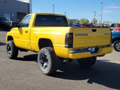 1999 Dodge Ram 1500 — rear three-quarter view