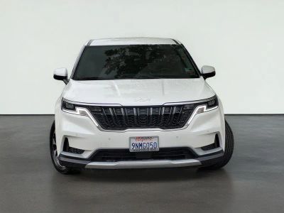 2024 Kia CARNIVAL — side profile view