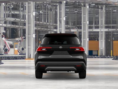 2026 Toyota Grand Highlander — photo 8 view