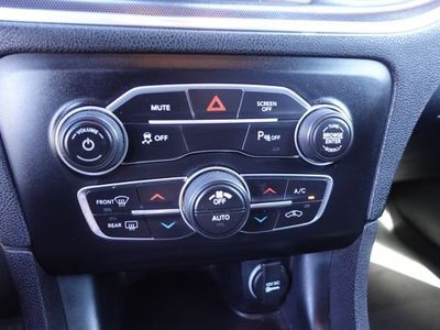 2018 Dodge Charger — photo 20 view