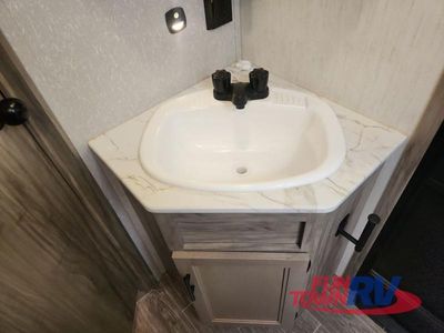 2022 Forest River RV Cherokee Alpha Wolf - Photo 23