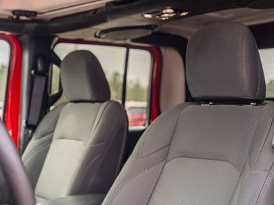 2023 Jeep Gladiator - Photo 23