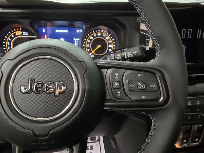 2026 Jeep Wrangler — photo 18 view